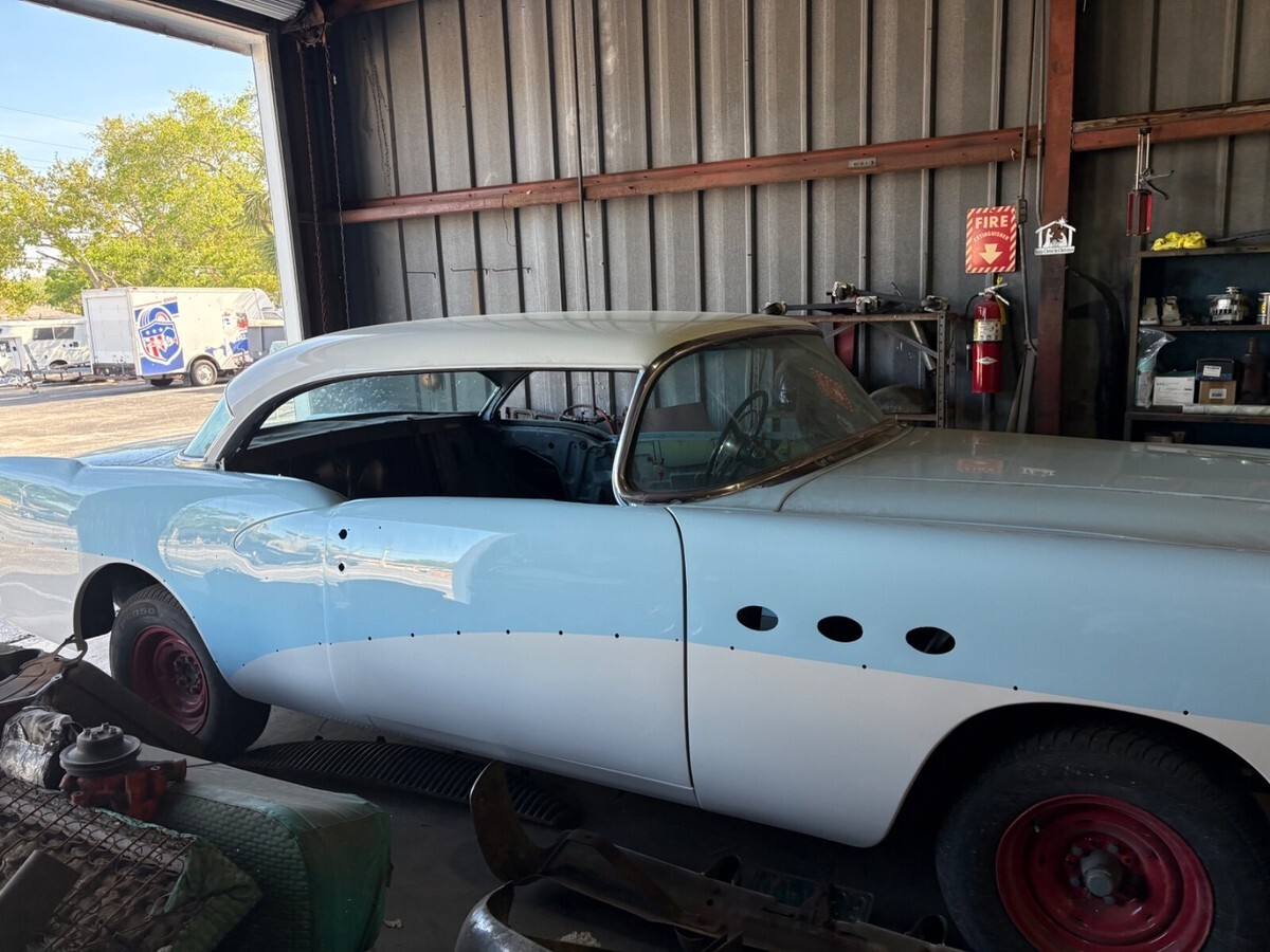 1954 Buick Special 2dr - photo 2