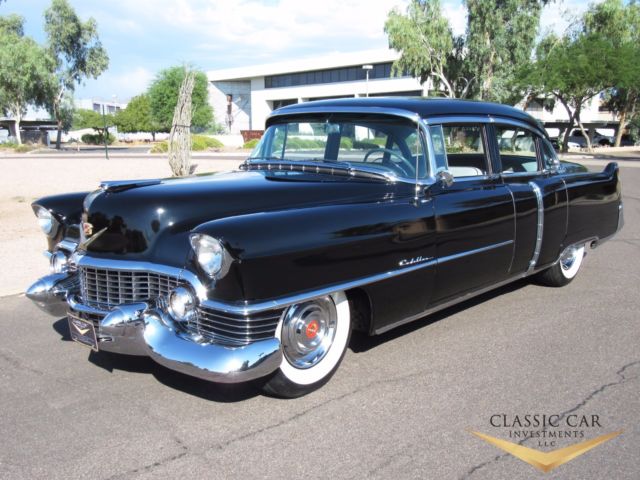 1954 Cadillac Series 62 Sedan - photo 2