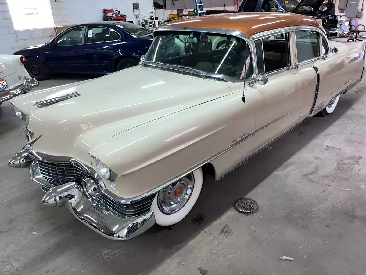 1954 Cadillac 4-Door Fleetwood - 65K Miles - Rare Factory Air - Drives Like New 1954 Cadillac Fleetwood