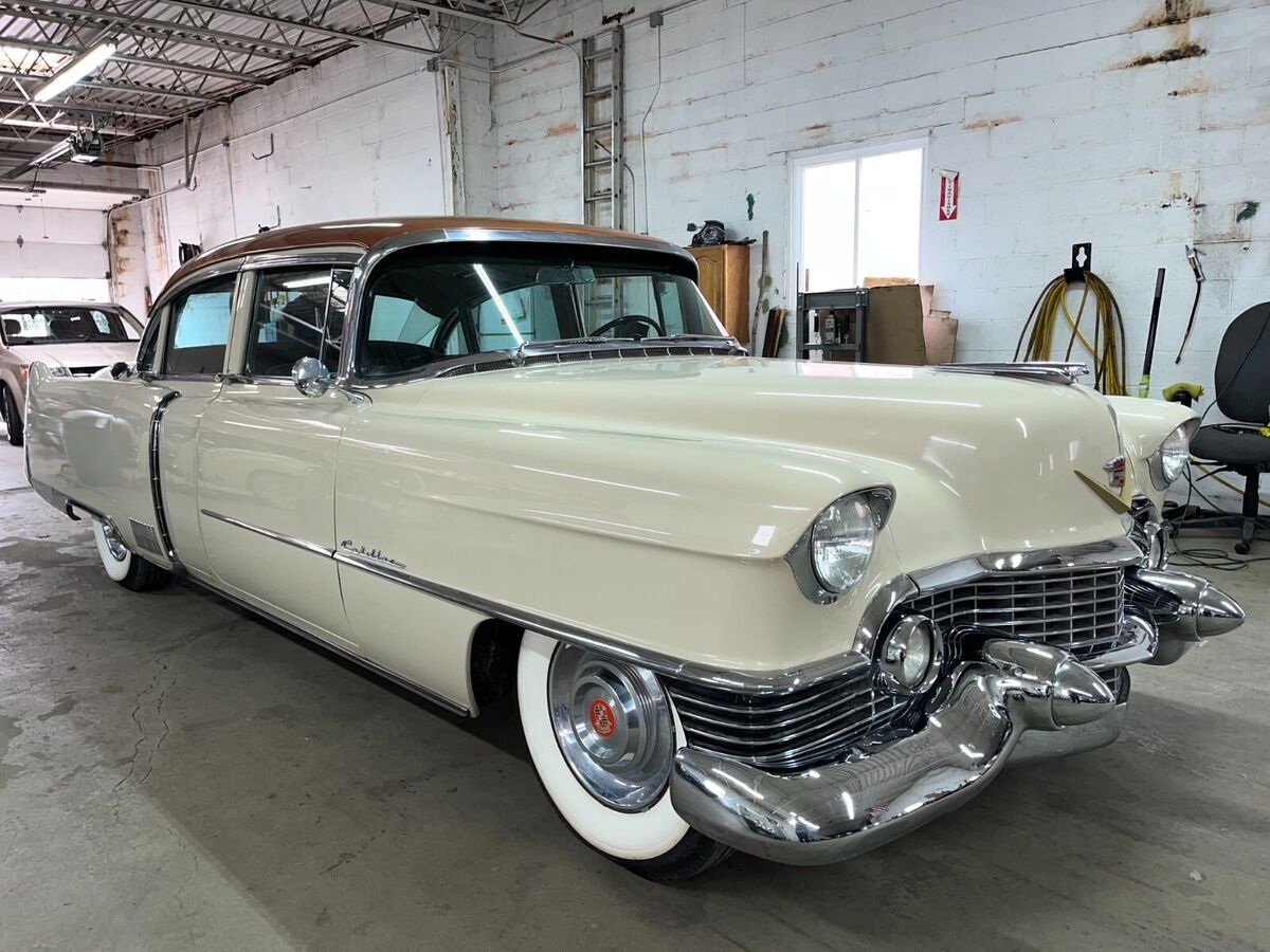 1954 Cadillac Fleetwood - photo 3