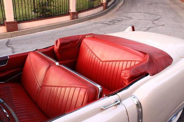 1954 Cadillac 62 Series Convertible Power Windows, Power Seats - photo 9