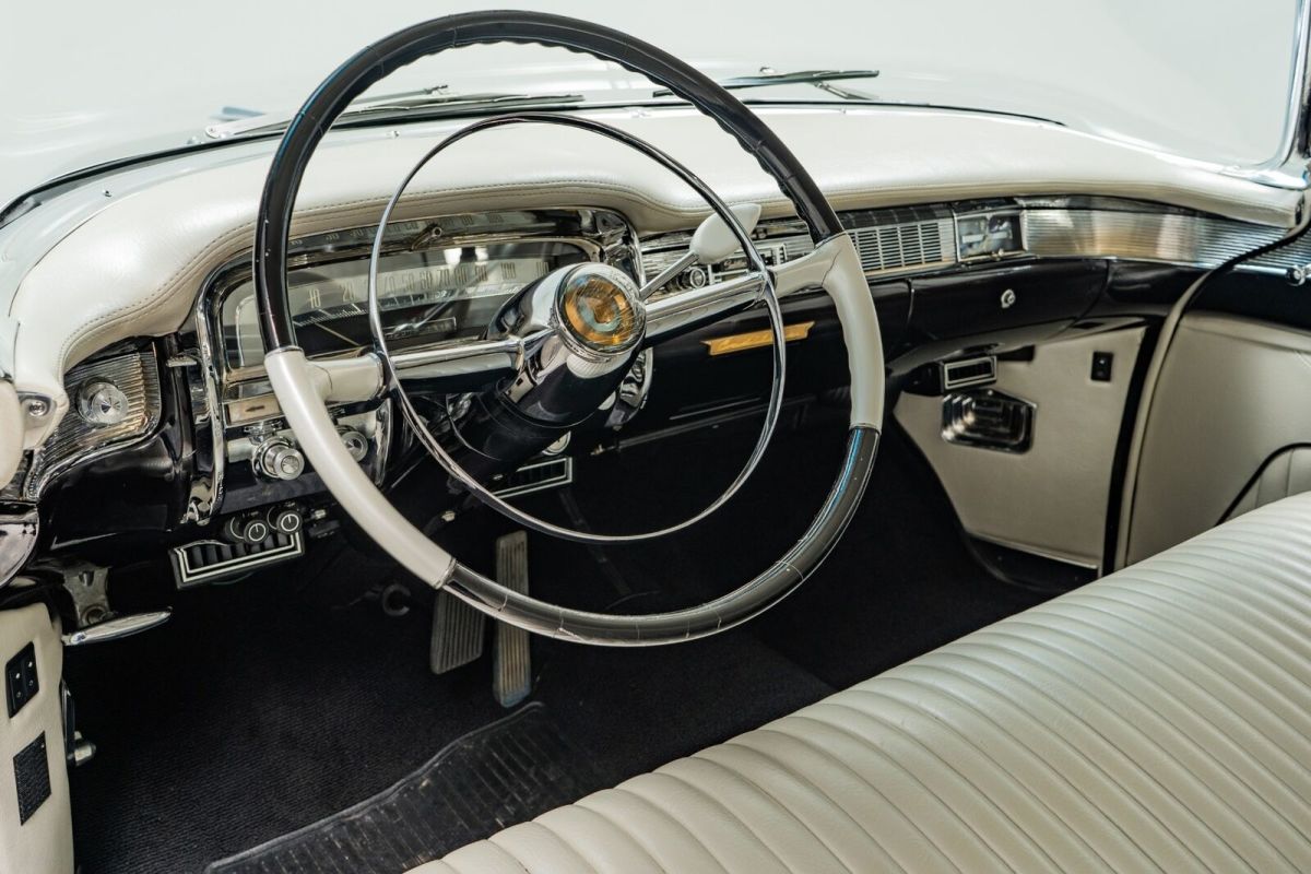 1954 Cadillac DeVille - photo 12
