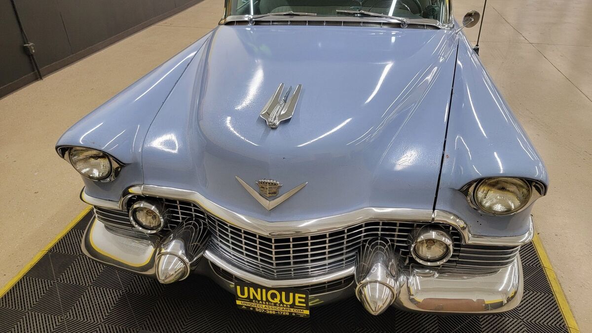 1954 Cadillac Fleetwood Sedan - photo 11
