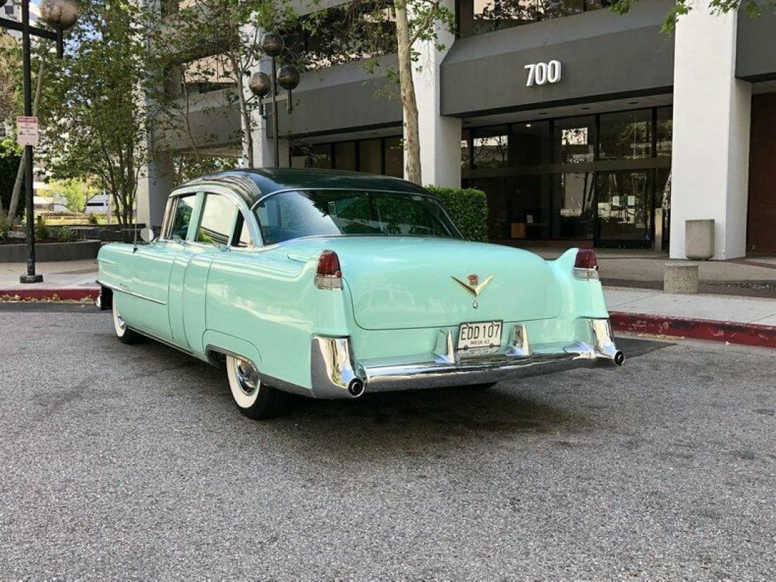 1954 Cadillac Fleetwood RESTORED / CLEAN TITLE - photo 9