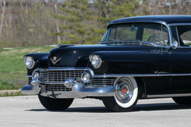 1954 Cadillac Series 62 AACA Award Winner - photo 4