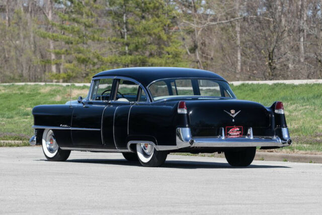 1954 Cadillac Series 62 AACA Award Winner - photo 6