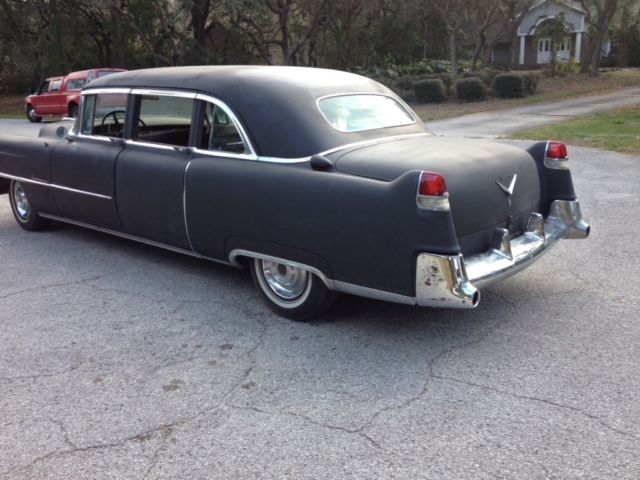 1954 Cadillac Fleetwood Series 75 Limousine - photo 2