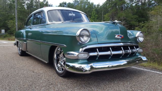 1954 Chevrolet 210 Restomod fuel injected LS1 engine, 6speed manual transmission 1954 Chevrolet Bel Air/150/210 Restomod