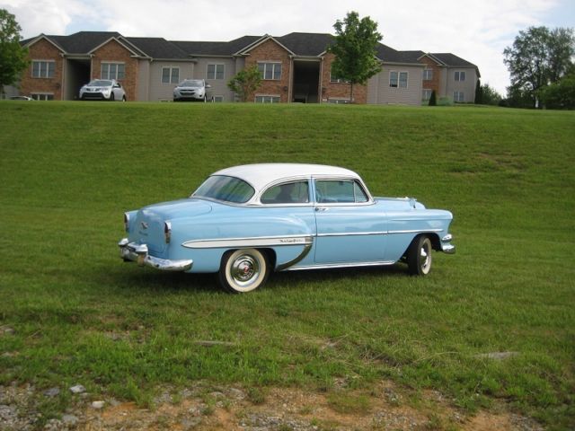1954 Chevrolet Bel Air/150/210 2 Door Hardtop - photo 3