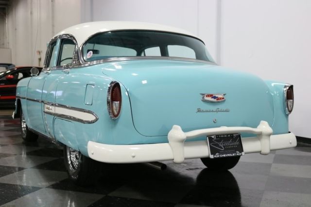 1954 Chevrolet Bel Air/150/210 4 Door Sedan - photo 11