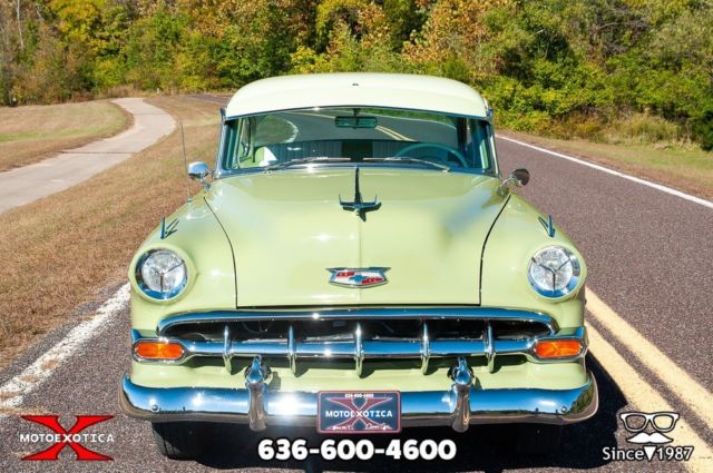 1954 Chevrolet Bel Air/150/210 Two-door Sedan - photo 2