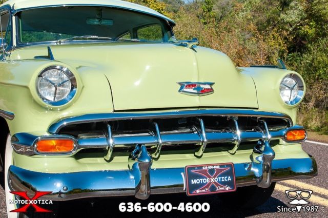 1954 Chevrolet Bel Air/150/210 Two-door Sedan - photo 4