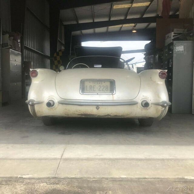 1954 Chevrolet Corvette Roadster Lots of Original Parts - photo 11