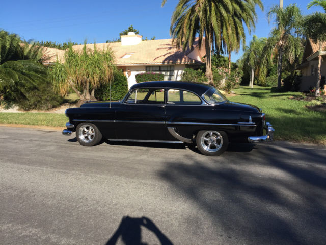 1954 Chevy 210 350 Automatic 700R4 9 bolt T/AM rear end Air, Disc brakes 1954 Chevrolet Bel Air/150/210 210 Classic Collector Car