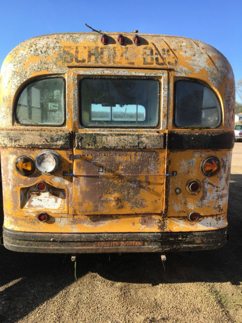 1954 Chevrolet 4500 bus - photo 12