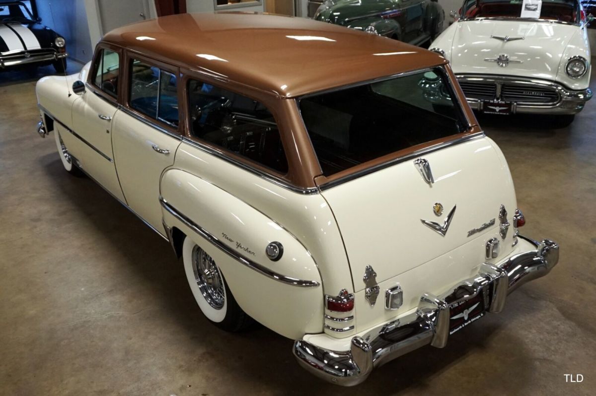 1954 Chrysler New Yorker Town & Country Wagon - photo 11