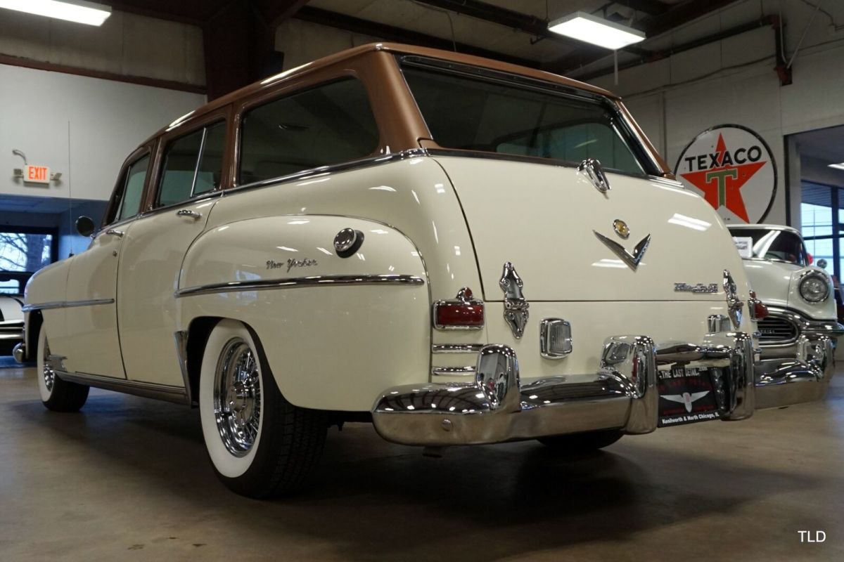 1954 Chrysler New Yorker Town & Country Wagon - photo 12