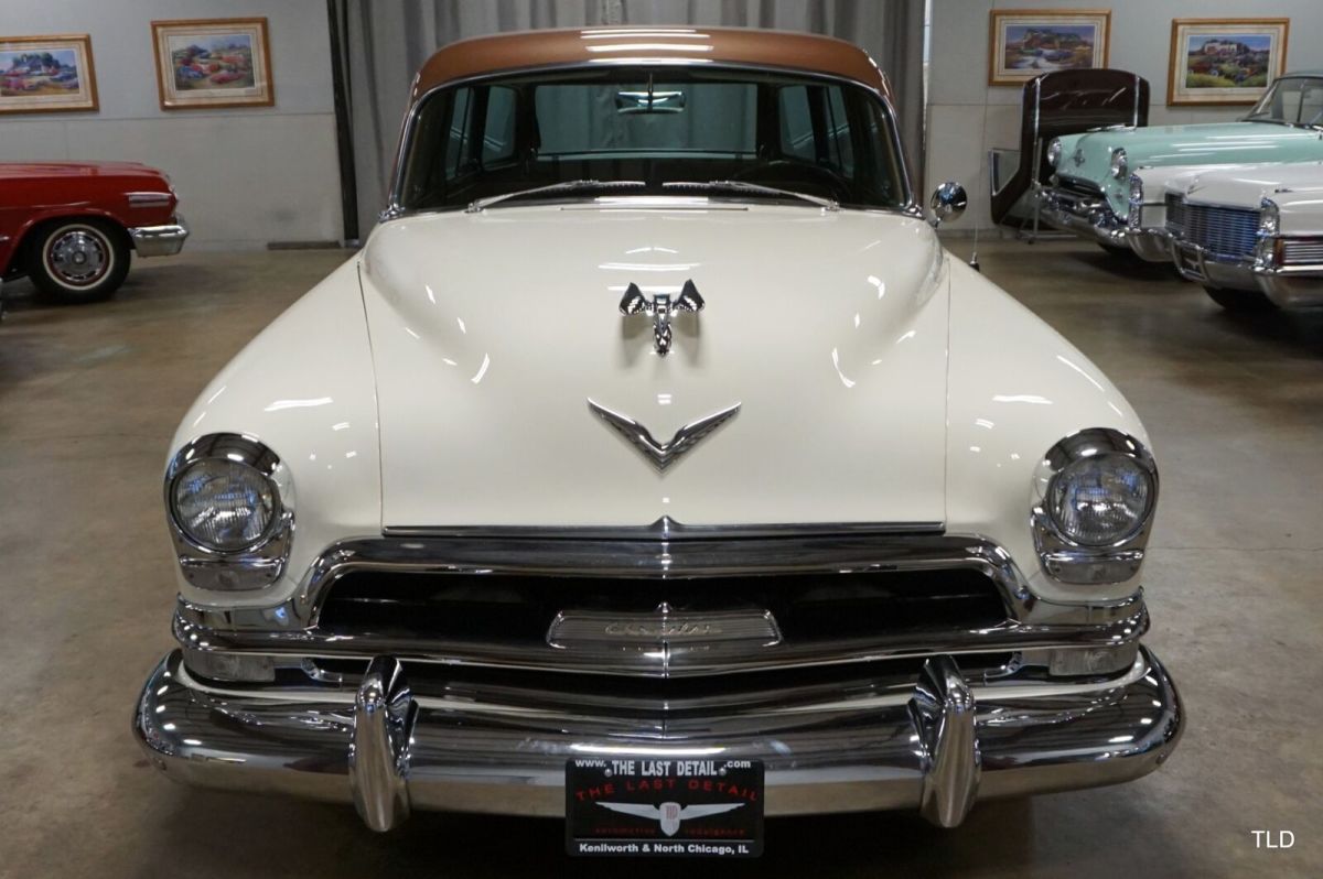 1954 Chrysler New Yorker Town & Country Wagon - photo 4