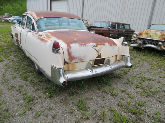 1954 Cadillac Fleetwood Series 62 vert plus Fleet - photo 9