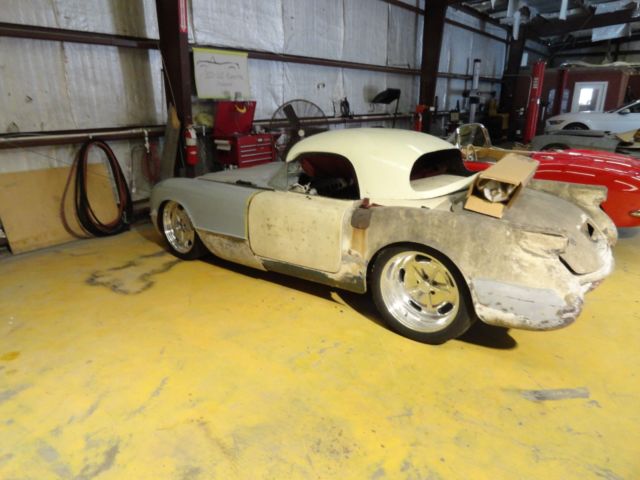 1954 Chevrolet Corvette - photo 2