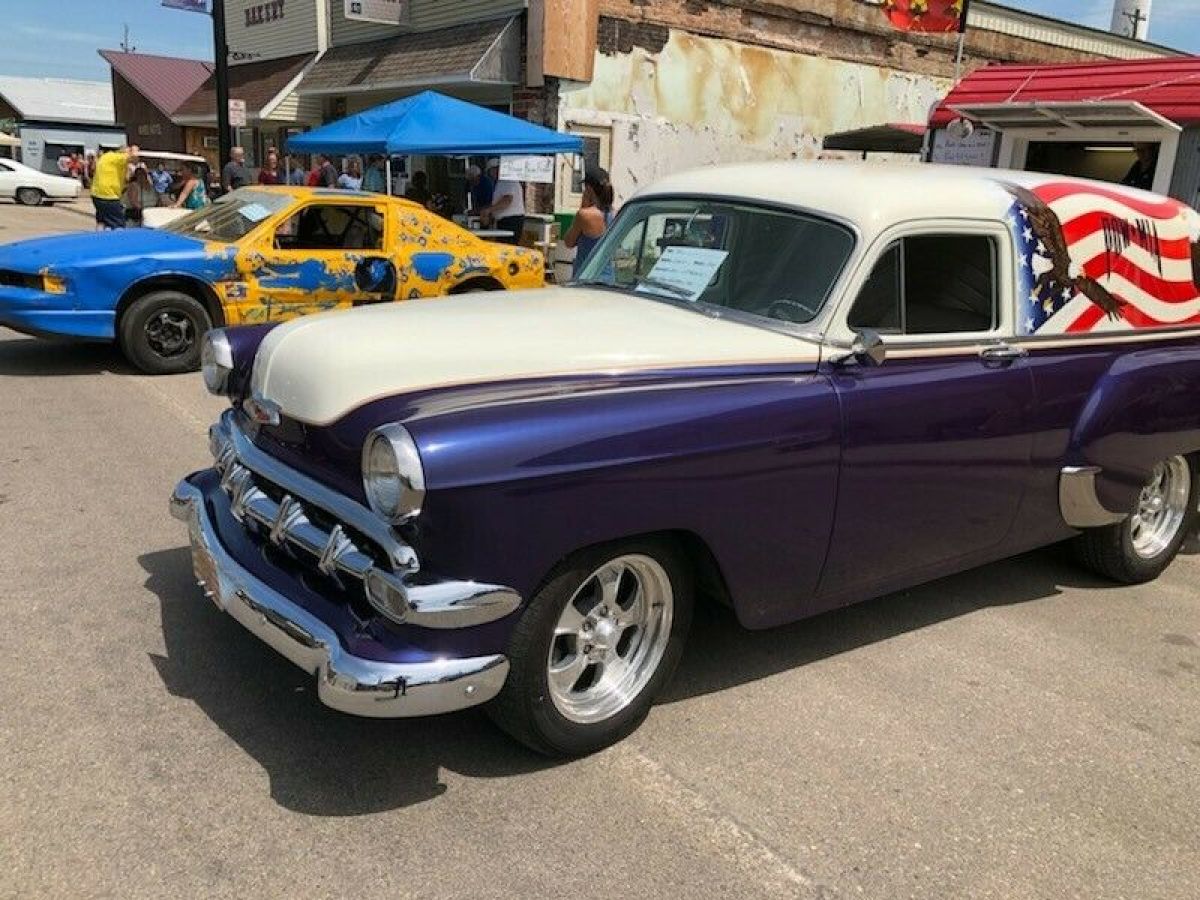 1954 Chevrolet Sedan Delivery completely customized - photo 3