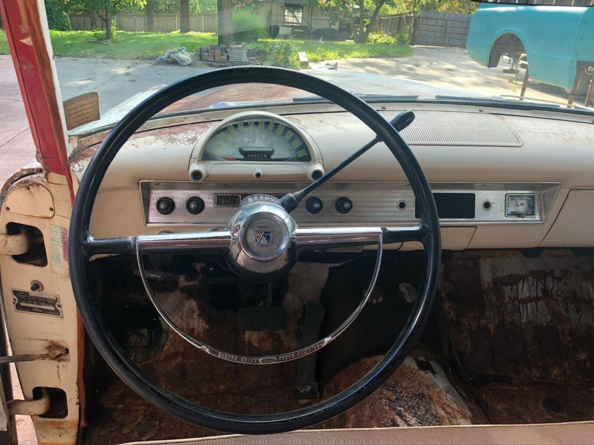 1954 Ford Country Sedan - photo 10