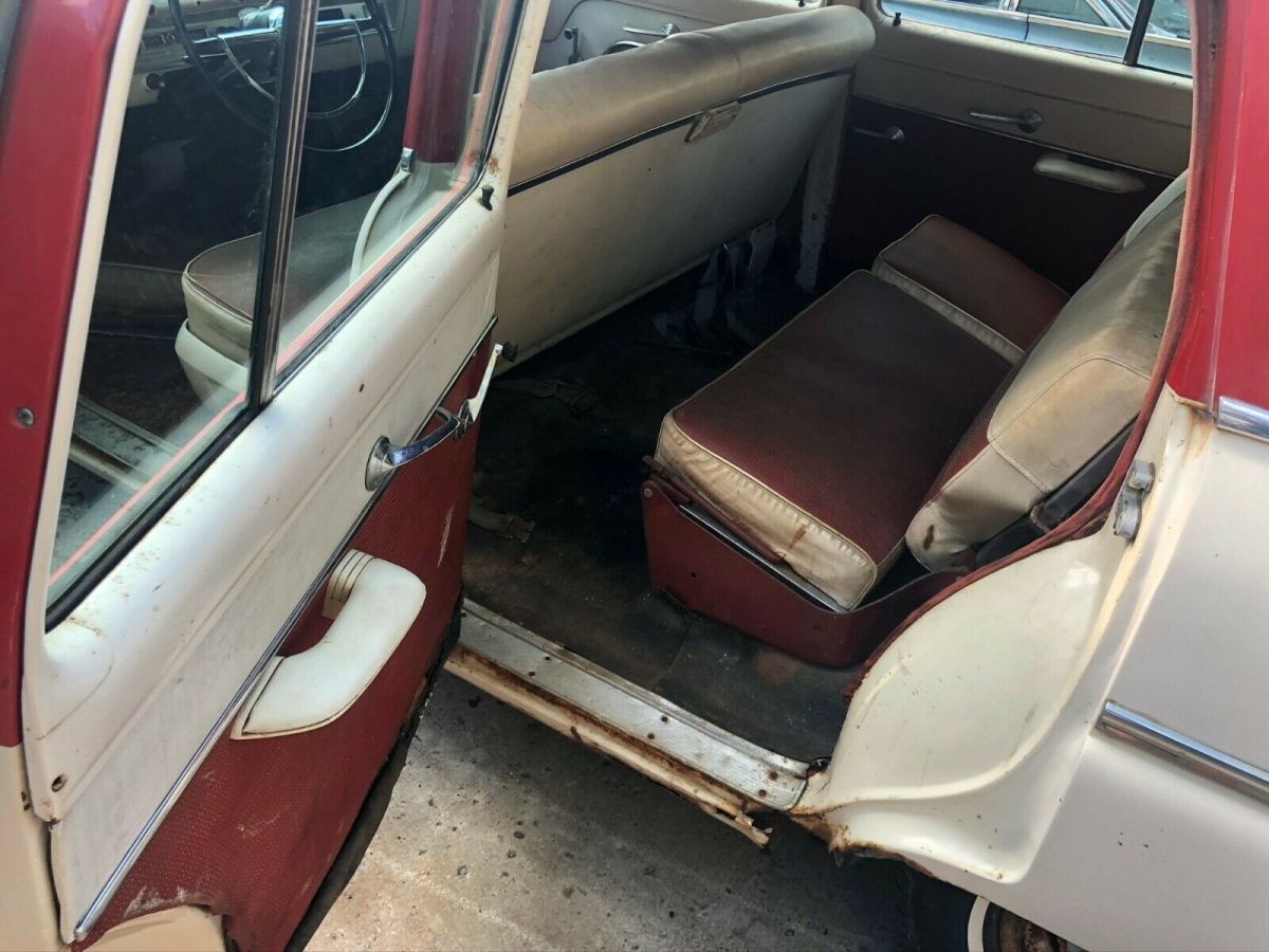 1954 Ford Country Sedan - photo 12