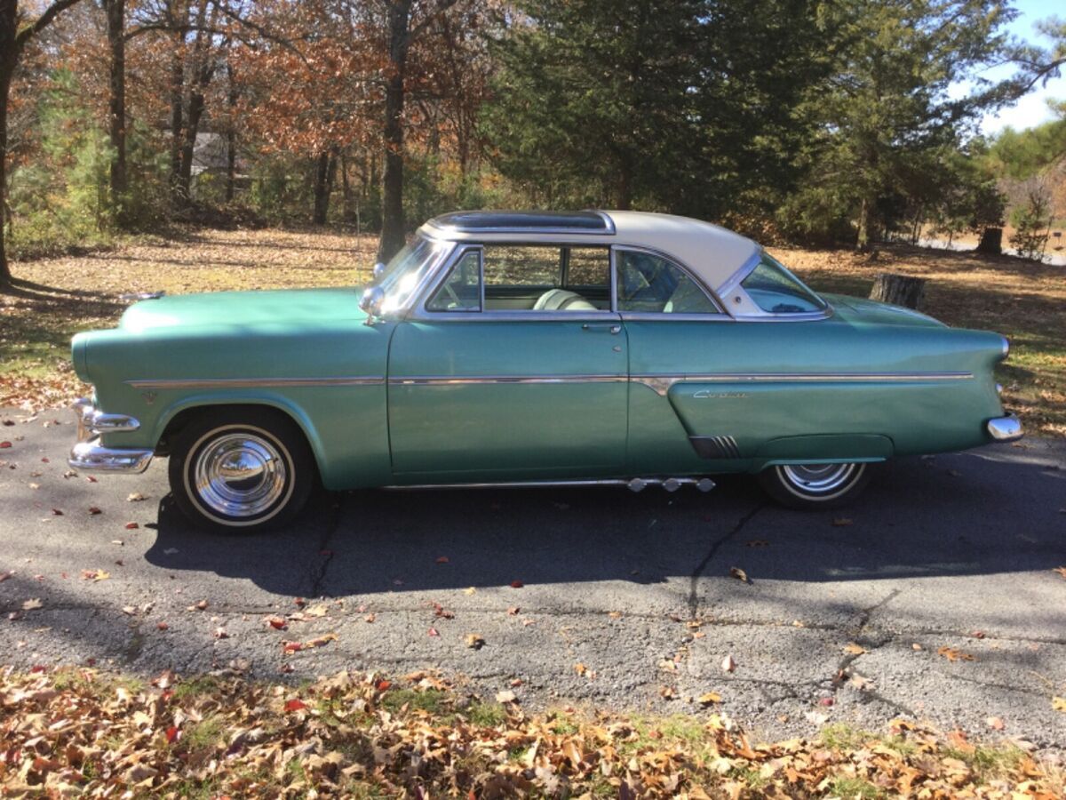 1954 Ford Crestline - photo 3