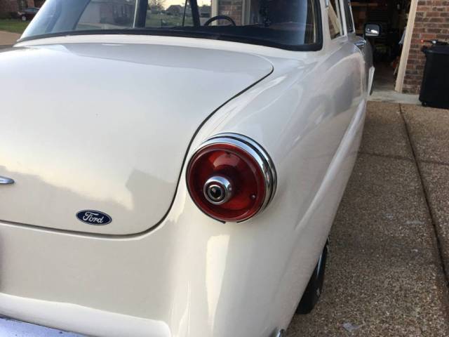 1954 Ford Sedan Base - photo 8