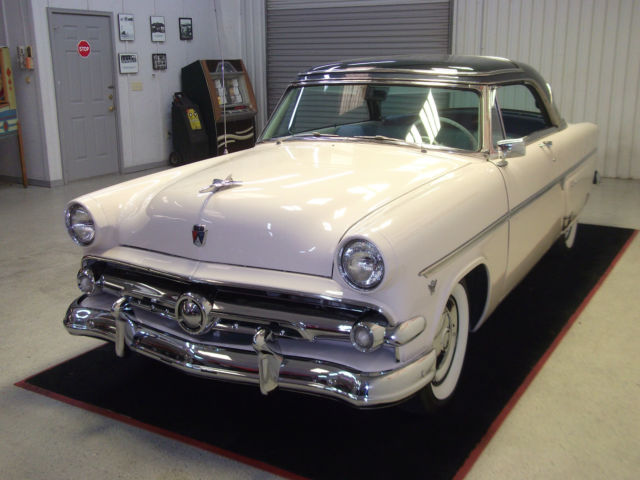 1954 Ford Crestline Skyliner Glass Top - photo 3