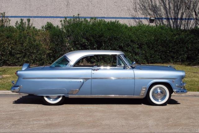 1954 Ford Crestline Victoria - photo 4