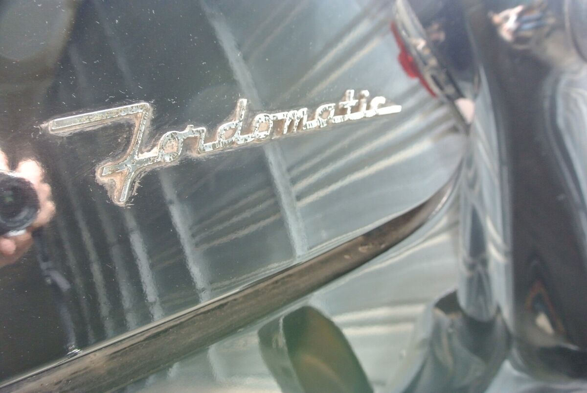 1954 Ford Crestline - photo 11