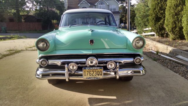 1954 Ford Other 4 Door Sedan - photo 2
