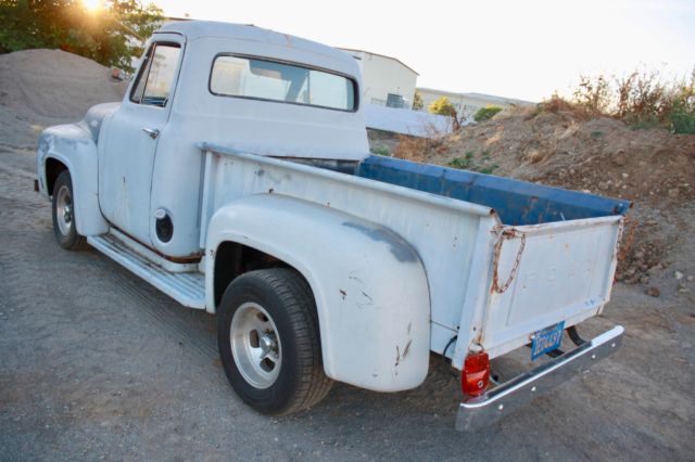 1954 Ford F-100 DeLuxe Cab, V8, Auto, California Truck - photo 4