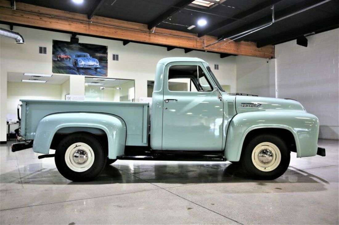 1954 Ford F-100 - photo 2