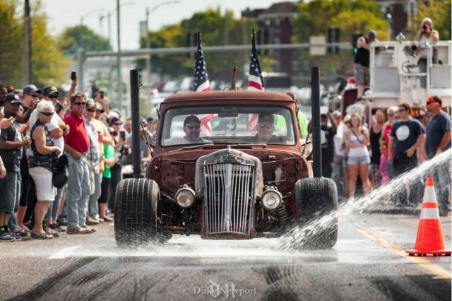 1954 Ford F100 rat rod 1954 Ford F-100 Rat Rod