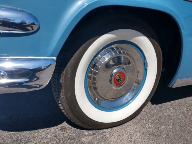 1954 Ford Sunliner Crestline Convertible - photo 9