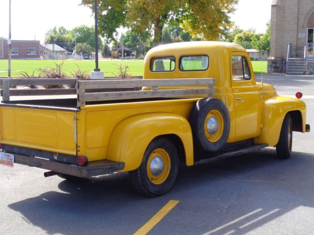 1954 International Harvester R-112 - photo 3