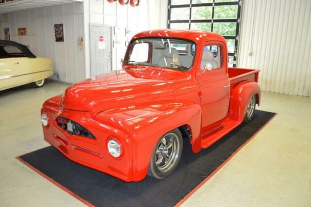 1954 International Harvester R110 - photo 3