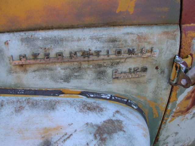 1954 International Harvester R120 - photo 11