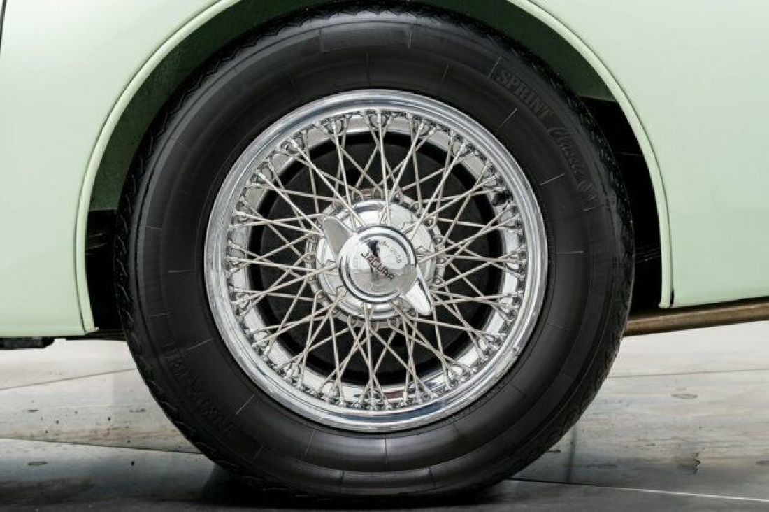1954 Jaguar XK 120 Drophead Coupe - photo 10