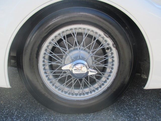 1954 Jaguar XK XK120 - photo 13