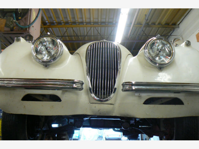 1954 Jaguar XK SE - photo 12