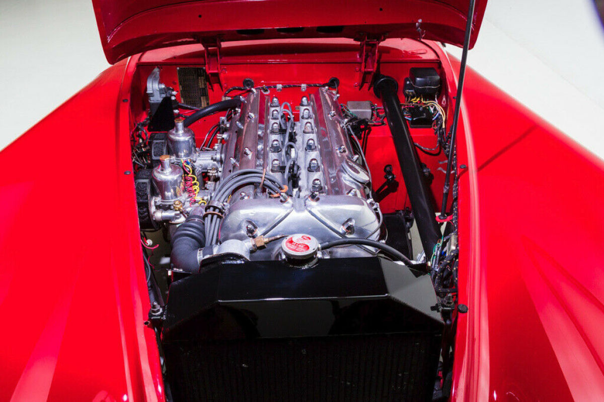 1954 Jaguar XK SE Convertible, Stunning car - photo 10