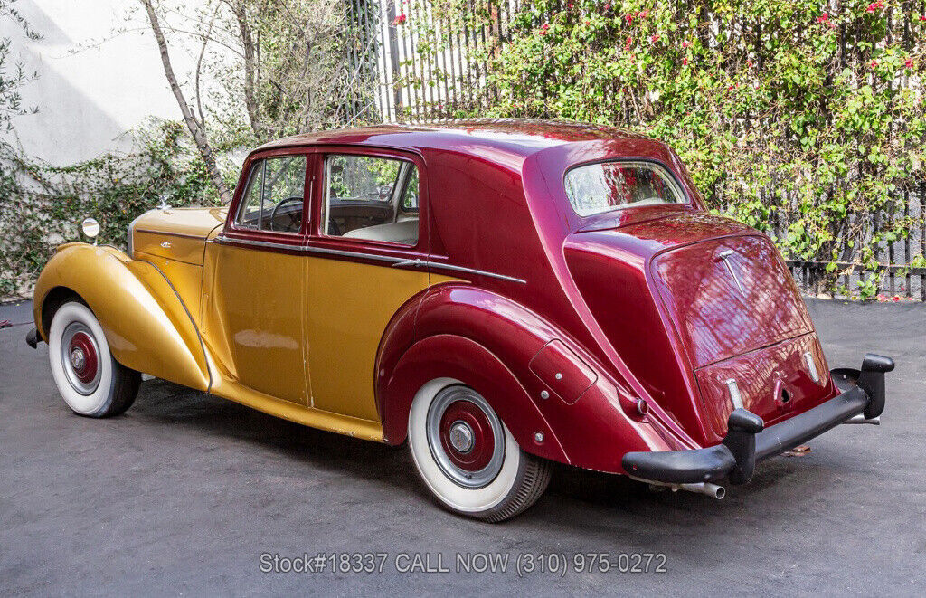 1954 Bentley R-Type Saloon Left-Hand-Drive - photo 7