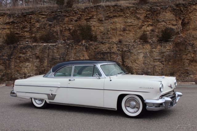 1954 Lincoln Capri - photo 2