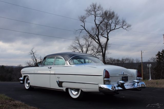 1954 Lincoln Capri - photo 4