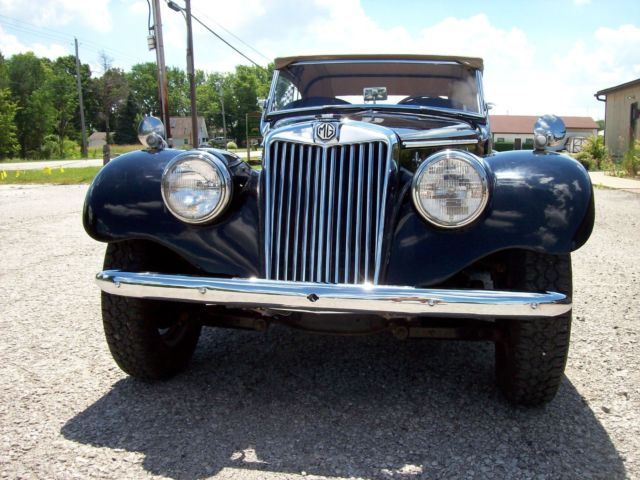 1954 MGTF RESTORED. EXCELLENT CONDITION 1954 MG T-Series 2 DOOR