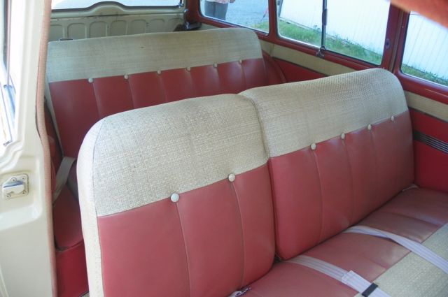 1954 Plymouth Belvedere Station Wagon - photo 10