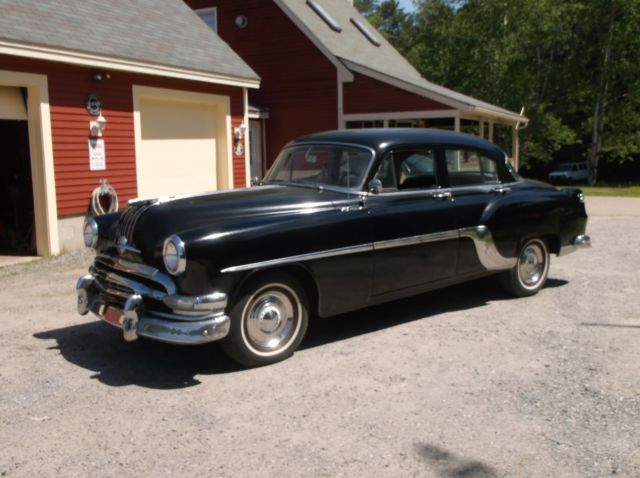 1954 Pontiac Chieftain Deluxe